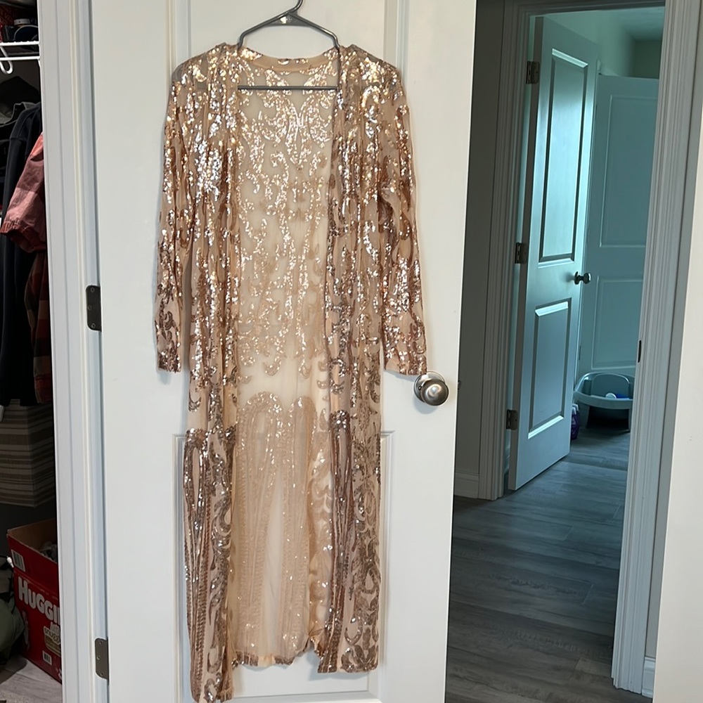 Sequence long sleeve duster